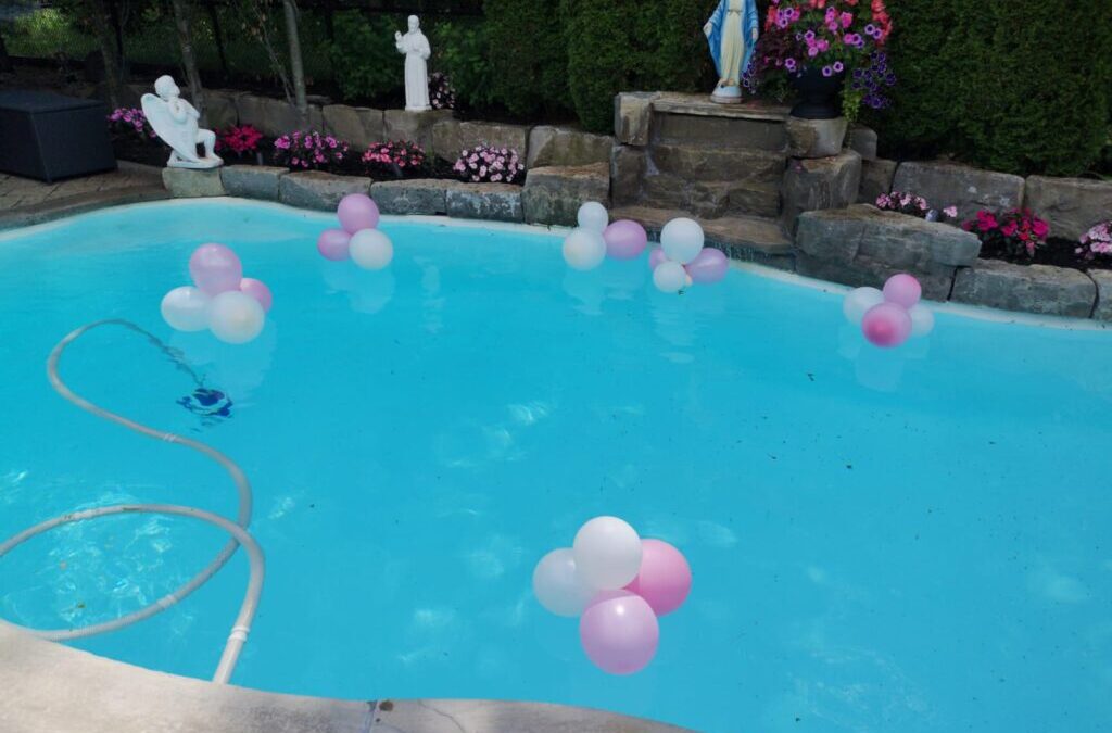 Guelph Balloon Decor Outside in the Water