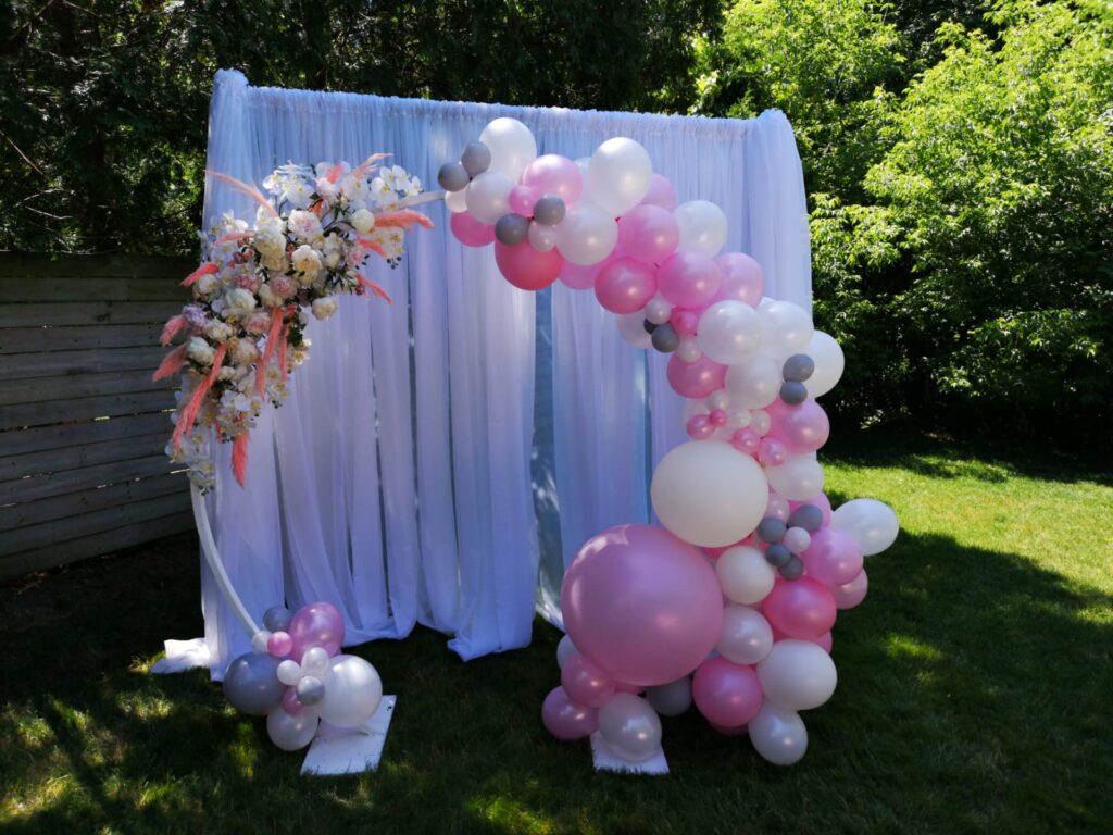 Say Cheese with North York Balloon Décor Service